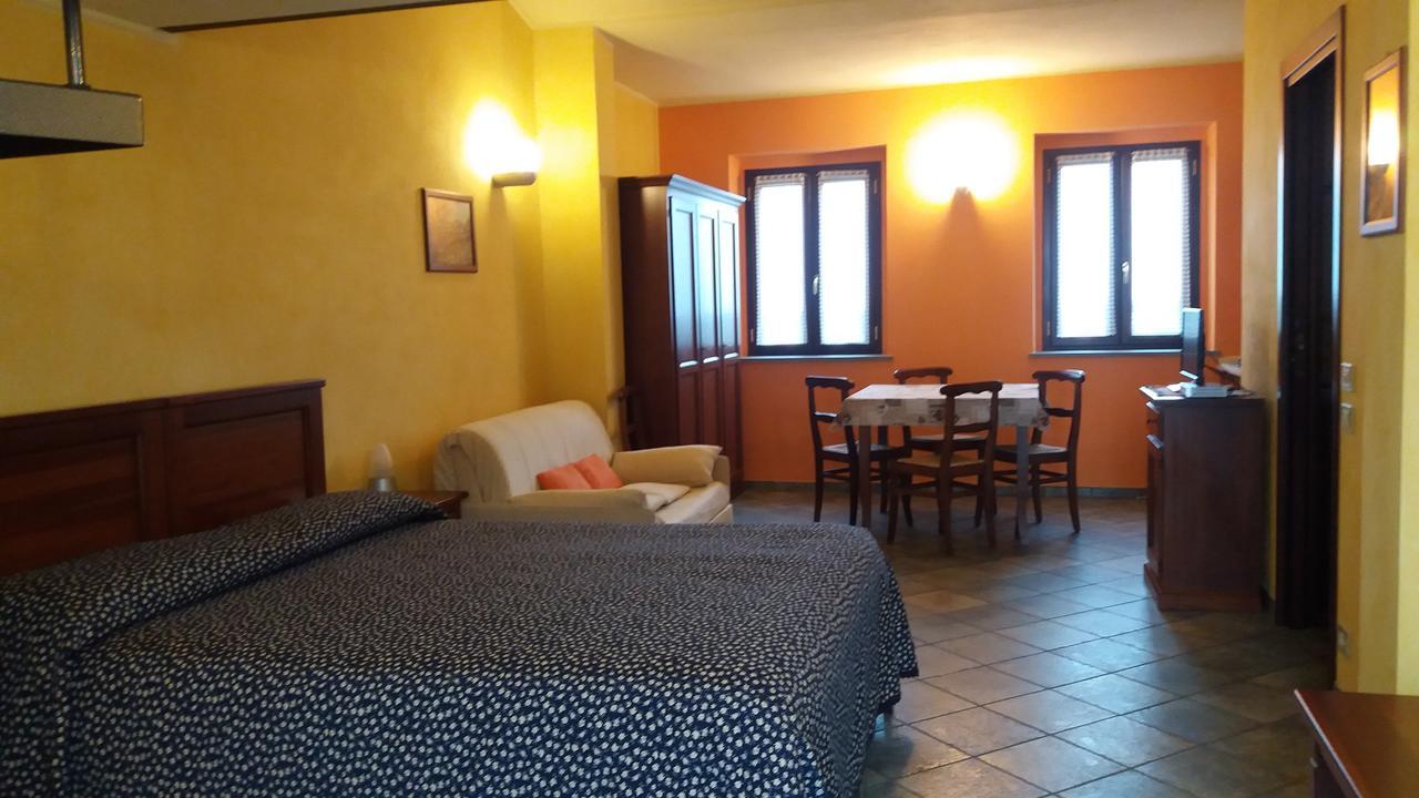 Solestelle Hotel Guarene Exterior photo